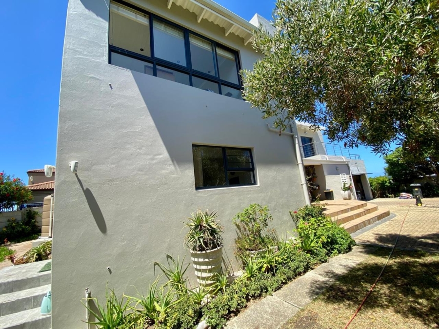4 Bedroom Property for Sale in Vermont Western Cape